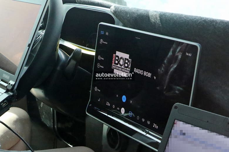 Совершенно новый Volkswagen Tiguan засняли на тестах недалеко от Полярного круга