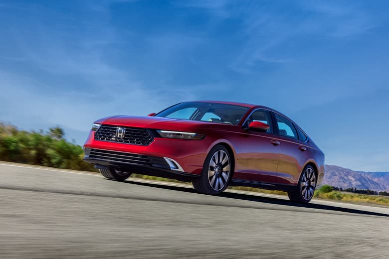 Honda Accord 2023 – первая модель автопроизводителя с интегрированной поддержкой Google Play, Google Assistant и Google Maps