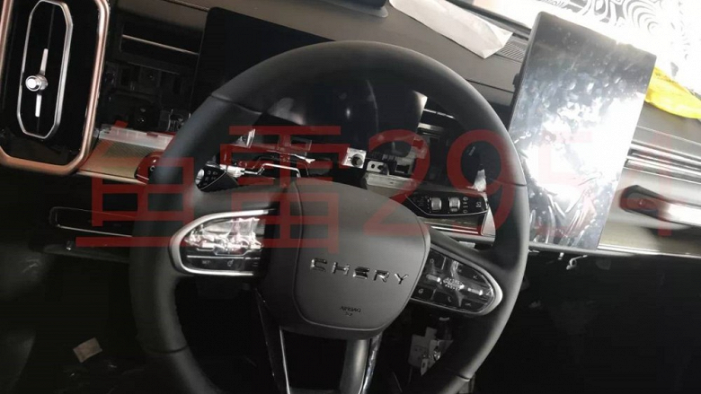 Похожий на Range Rover кроссовер Chery сфотографировали вживую. Он может выйти под брендом Omoda