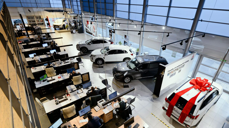 Минпромторг: никакого дефицита новых машин в России нет. В стране более 120 тыс. непроданных автомобилей