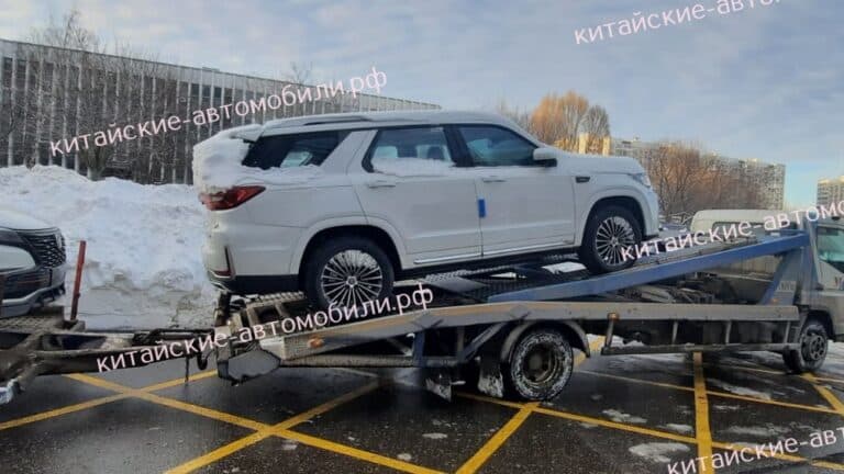 В Россию приехали новые кроссоверы Changan CS85 и CS95