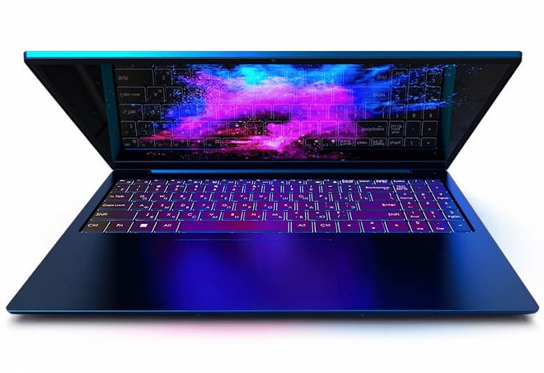 «Это очень важно, это импортозамещение»: в продажу вышли белорусские ноутбуки «Горизонт»