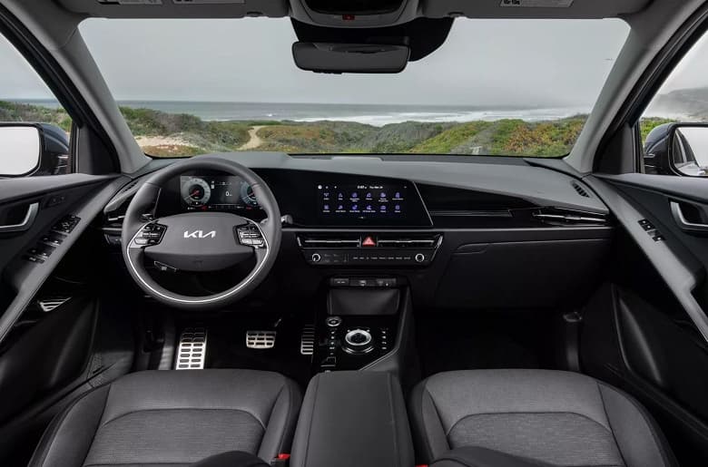 В России начали принимать заказы на экономичный кроссовер Kia Niro второго поколения