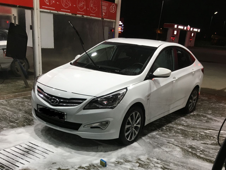 В России начали продавать Hyundai Solaris за полмиллиона рублей — это машины с пробегом из каршеринга В России начали продавать Hyundai Solaris за полмиллиона рублей — это машины с пробегом из каршеринга