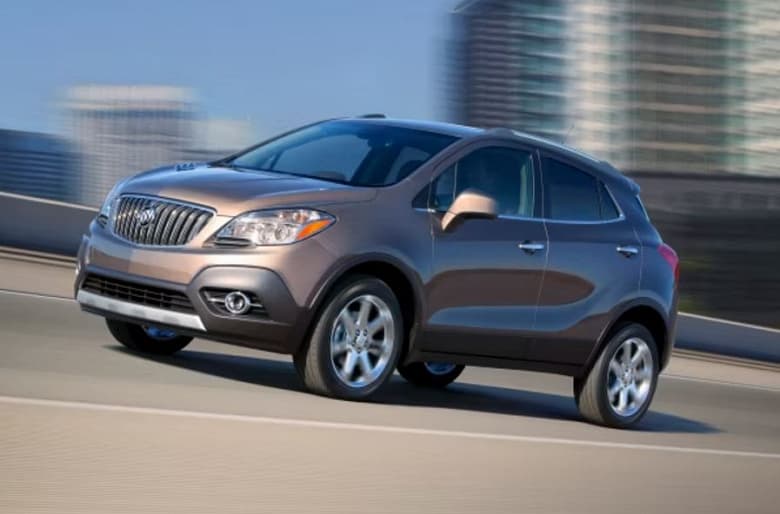 Внедорожники и кроссоверы, которые точно не стоит покупать. Названы самые ненадежные автомобили в самом популярном классе