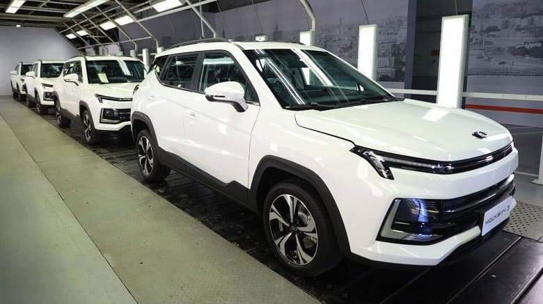 «Москвич», как дела? Стало известно, сколько новых машин уже выпустил завод