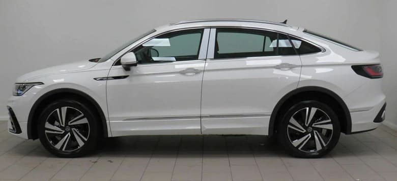 У Geely Tugella появился конкурент. В России начали продавать кросс-купе Volkswagen Tiguan X, он гораздо крупнее обычного Tiguan