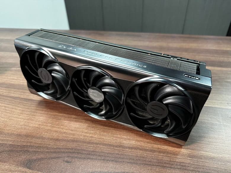 Уникальную видеокарту EVGA GeForce RTX 4090 FTW3 продали за 12 400 долларов