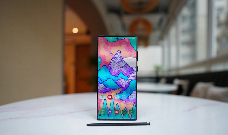 Для Samsung Galaxy S22 выпущены два приложения, превращающие фронтальную камеру в индикатор батареи и уведомлений Для Samsung Galaxy S22 выпущены два приложения, превращающие фронтальную камеру в индикатор батареи и уведомлений