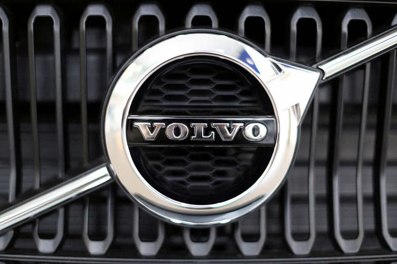 Volvo прекращает поставки автомобилей в Россию, а также приостанавливает производство грузовиков на собственном заводе в Калуге