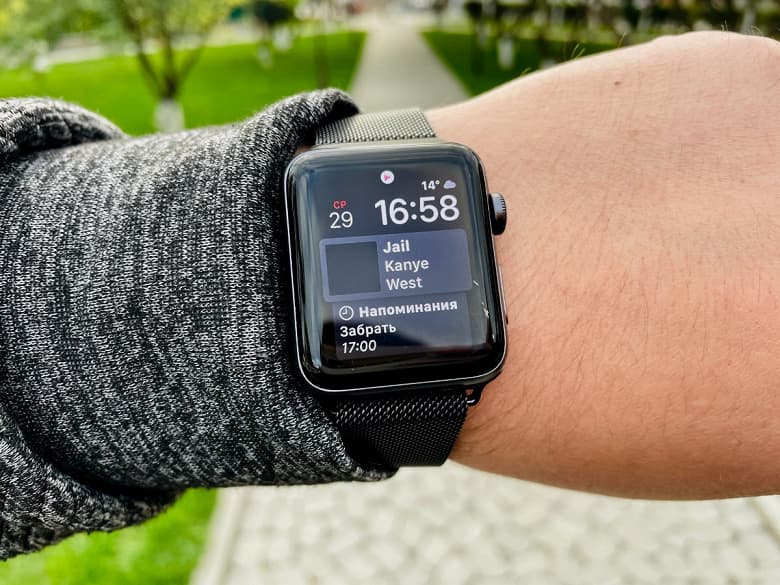 Apple Watch Series 3 подешевели до рекордно низкой цены 100 долларов на eBay