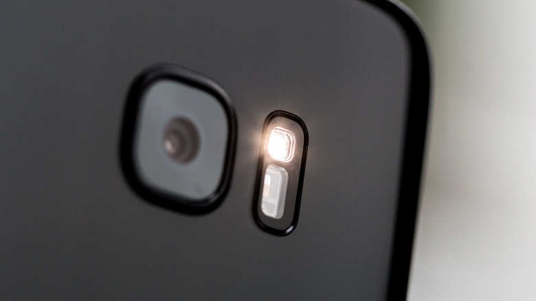 На Android появится функция, которая есть в iPhone: Android 13 позволит пользователям регулировать яркость фонарика На Android появится функция, которая есть в iPhone: Android 13 позволит пользователям регулировать яркость фонарика