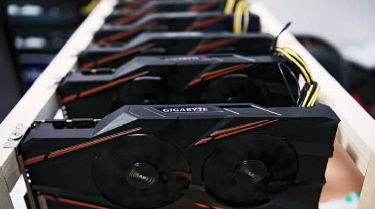 Видеокарты рекордно подорожали в России