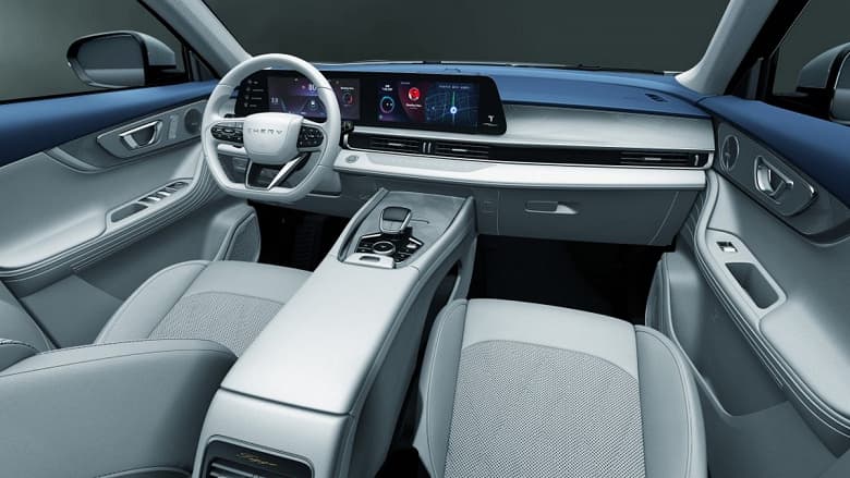 Полный привод, новый дизайн и [впервые] проекционный дисплей: эффектный новый Chery Tiggo 8 Pro впервые показали внутри и снаружи на официальных изображениях