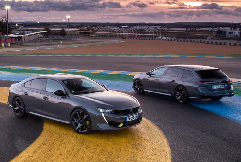 Stellantis (Peugeot, Citroen, Opel, Jeep, Fiat Professional) приостановил импорт автомобилей в Россию