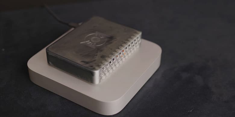 Энтузиаст уменьшил Apple Mac mini на 78% Энтузиаст уменьшил Apple Mac mini на 78%