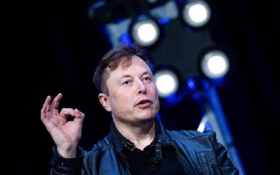 Уже в 2024 году Илон Маск может стать первым в мире триллионером