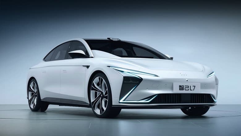 Почти 600 л.с., запас хода 615 км, длина более 5 метров и 39-дюймовый экран. Китайский электрический седан Zhiji L7 уже можно предзаказать Почти 600 л.с., запас хода 615 км, длина более 5 метров и 39-дюймовый экран. Китайский электрический седан Zhiji L7 уже можно предзаказать