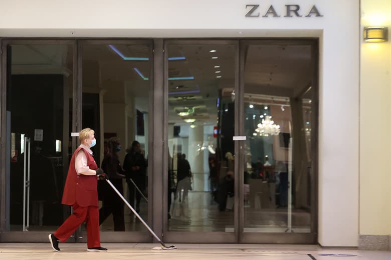 Половина россиян не скучают по западным брендам. Остальные страдают без IKEA, Макдоналдса и Apple Половина россиян не скучают по западным брендам. Остальные страдают без IKEA, Макдоналдса и Apple