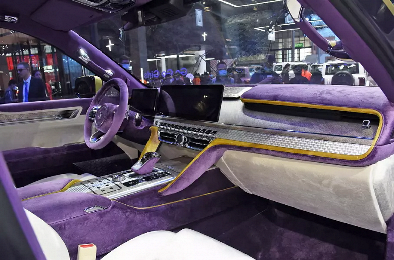 Конкурент Lexus LX и Cadillac Escalade: роскошный рамный внедорожник Great Wall Tank 800 выйдет в России