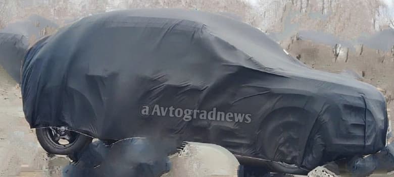 В сети засветился уникальный Renault Sandero, предназначенный для России