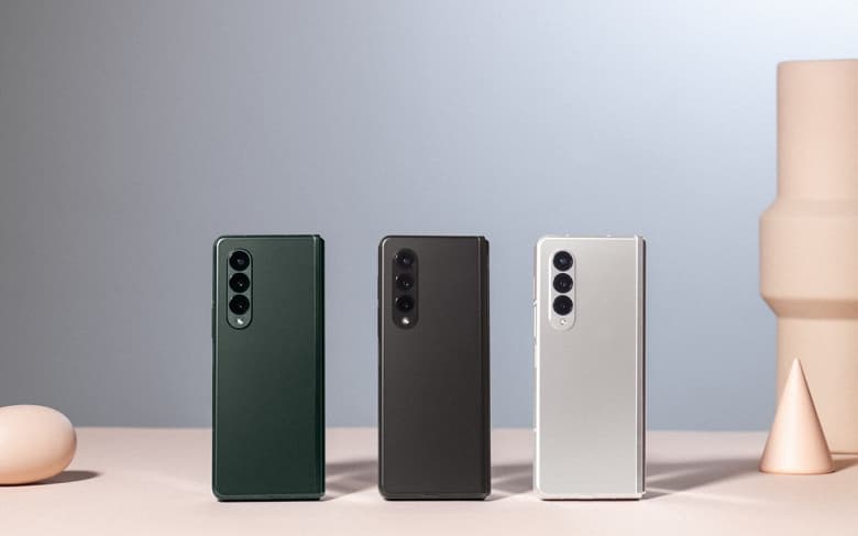 Samsung сделала выбор в пользу компактности. Galaxy Z Fold4 не получит слота для стилуса, чтобы быть тоньше и легче Samsung сделала выбор в пользу компактности. Galaxy Z Fold4 не получит слота для стилуса, чтобы быть тоньше и легче