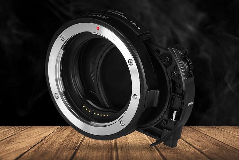 В адаптере Meike MK-EFTM-C предусмотрена установка нейтрального фильтра переменной плотности В адаптере Meike MK-EFTM-C предусмотрена установка нейтрального фильтра переменной плотности