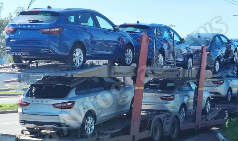 Фото дня: первая партия Lada Vesta NG отправилась к дилерам