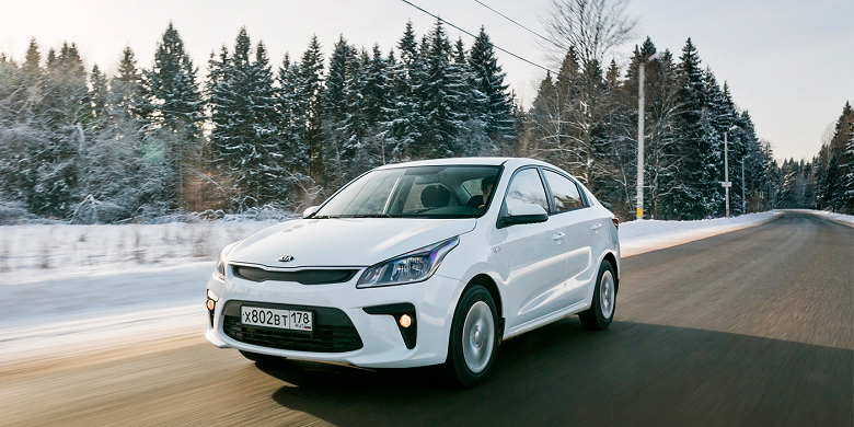 Автомобили в России перестали дорожать Автомобили в России перестали дорожать