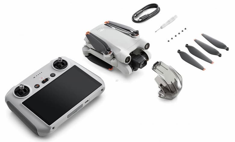 Максимальная скорость – 57,5 км/ч, максимальная высота – 4 км, максимальная дальность полета – 18 км. Подробные характеристики дрона DJI Mini 3 Pro