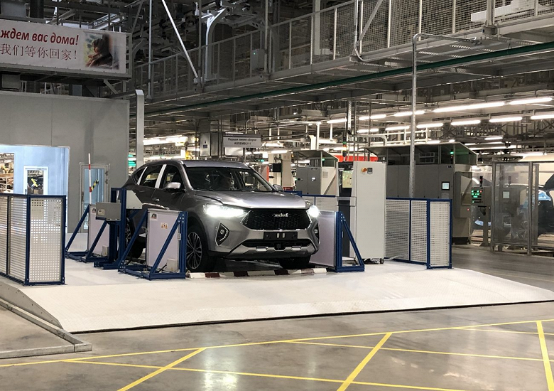 В России осталось всего два работающих автозавода