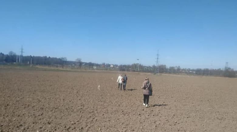 Вместо сборки авто – сажать огороды. Калининградский завод «Автотор», на котором собирали BMW, KIA и Huyndai, раздает рабочим участки под огороды
