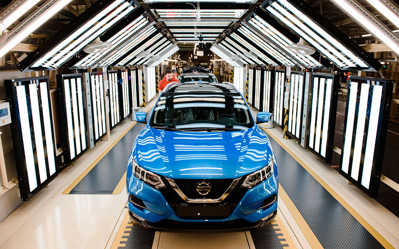 Nissan будет следующим. Судьба российского завода решится в ближайшее время Nissan будет следующим. Судьба российского завода решится в ближайшее время