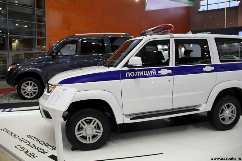 ГИБДД пересаживается на УАЗ и Lada