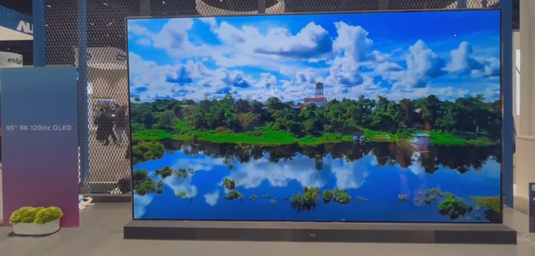 Панель OLED 95 дюймов, 8К и 120 Гц. BOE показала телевизор недалекого будущего