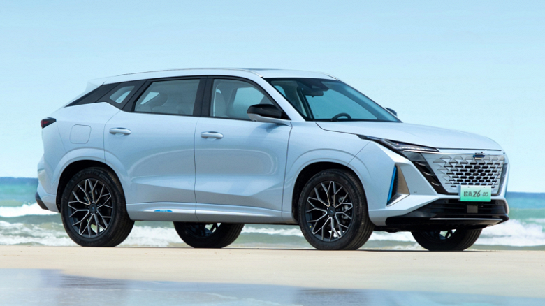 Среднеразмерный молодежный кроссовер с динамичным дизайном, двигателем мощностью 188 л.с. и системой помощи при вождении EaglePilot 7.0 за 15 000 долларов. Представлен Changan Oshan Z6