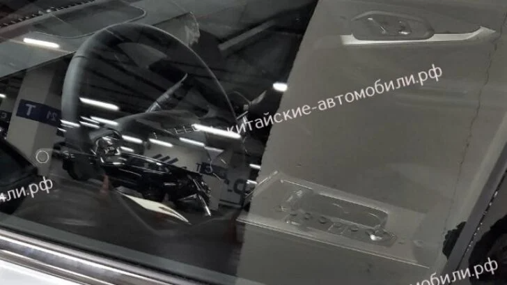 В России выходит более мощная версия премиального кроссовера Exeed TXL