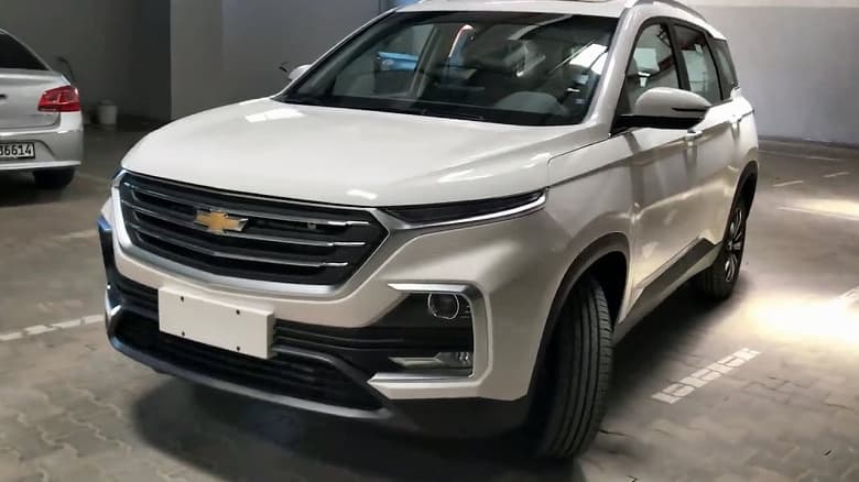 В России появились машины, которых никогда не было на нашем рынке. Какие автомобили чаще всего привозят россияне