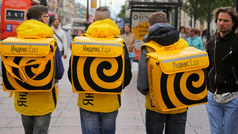 По пожеланиям трудящихся: курьеры «Яндекс Еды» начинают получать деньги за дорогу до ресторана По пожеланиям трудящихся: курьеры «Яндекс Еды» начинают получать деньги за дорогу до ресторана