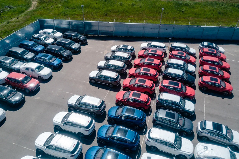 В России обнаружены десятки тысяч новых машин, которые никто не торопится покупать