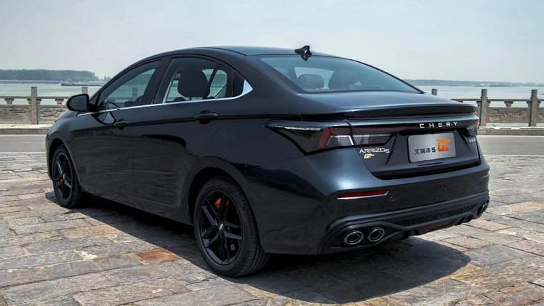 Спортивный седан Chery Arrizo 5 GT с разгоном от 0 до 100 км/ч за 6 с показали вживую со всех сторон