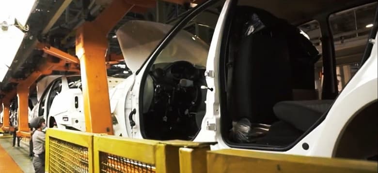 Сегодня соберут 68 упрощённых Lada Granta. «АвтоВАЗ» возобновил производство после длительного простоя