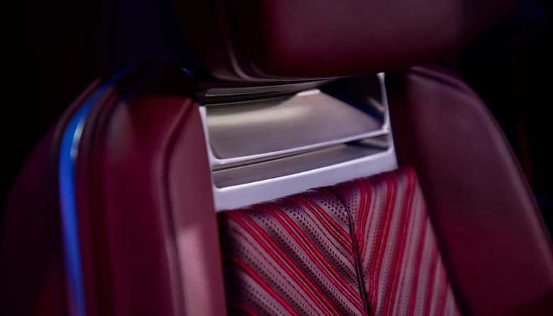 Представлены тизеры салона Cadillac Celestiq