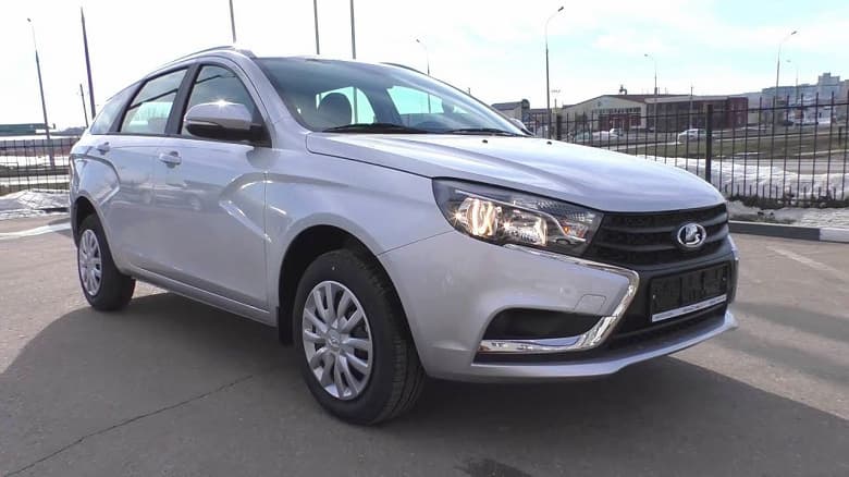 В мае купили всего одну Lada Vesta в самым мощным мотором. Lada Vesta Comfort стала самым продаваемым автомобилем АвтоВАЗа