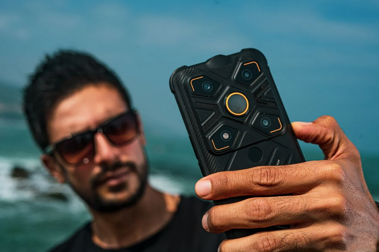 Тепловизор, ИК-камера, IP69K, NFC и лазерная указкка. Неубиваемый смартфон AGM Glory G1S доступен за 700 долларов Тепловизор, ИК-камера, IP69K, NFC и лазерная указкка. Неубиваемый смартфон AGM Glory G1S доступен за 700 долларов