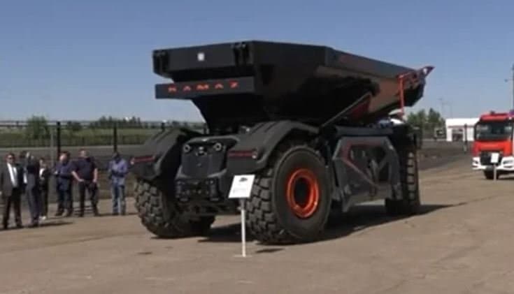 КамАЗ представил 50-тонный беспилотный самосвал «Юпитер» без кабины