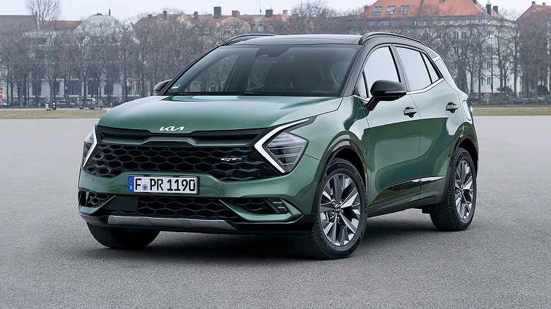 Упрощенная Lada Granta и совершенно новый Kia Sportage возглавили рейтинг лучших автоновинок на рынке РФ летом 2022 года