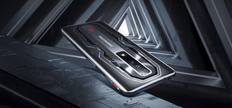 6,8 дюйма AMOLED, 165 Гц, 165 Вт, прозрачная панель, мониторинг сердечного ритма и активное охлаждение. Представлен флагманский смартфон Nubia Red Magic 7S
