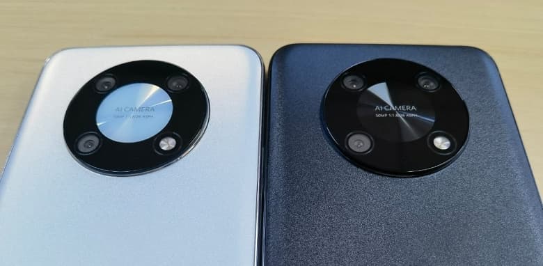 Это Huawei Mate 40? Нет — это Huawei Enjoy 50 Pro. Живые фото новинки в двух цветах Это Huawei Mate 40? Нет — это Huawei Enjoy 50 Pro. Живые фото новинки в двух цветах