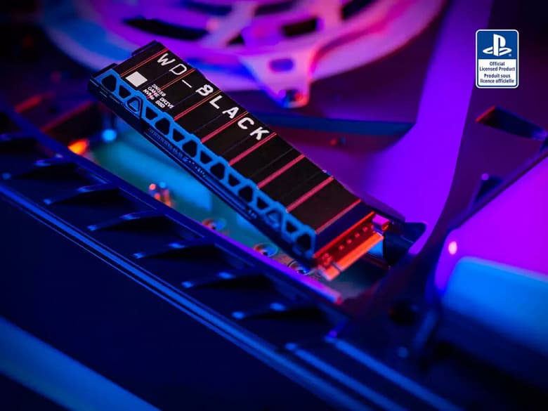 PlayStation 5 продаётся уже полтора года, а первый лицензированный SSD для неё выходит лишь сейчас. Представлен WD Black SN850 NVMe PlayStation 5 продаётся уже полтора года, а первый лицензированный SSD для неё выходит лишь сейчас. Представлен WD Black SN850 NVMe